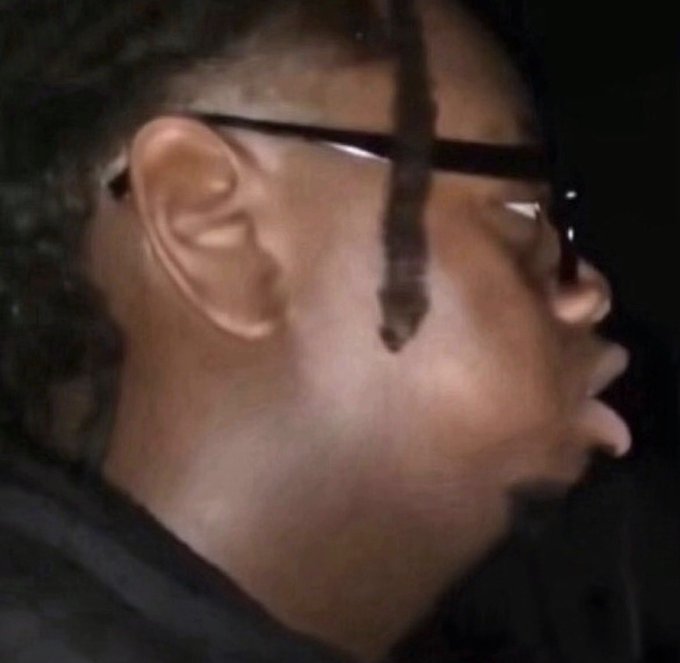 fyegage_'s tweet photo. are we really calling this creature "SEX" can we just re think this for a second https://t.co/LfZl2K8VPs