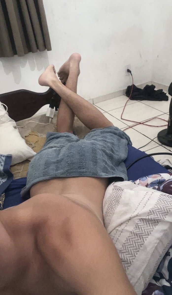 nayran077's tweet photo. ta bonito esse bumbum? #wataa #novinhodopirocão https://t.co/j1Lbig1GWh