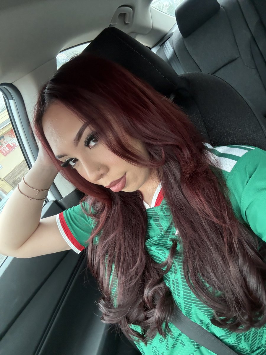 brixharo's tweet photo. oh how i love being mexican https://t.co/0s5I21QriI