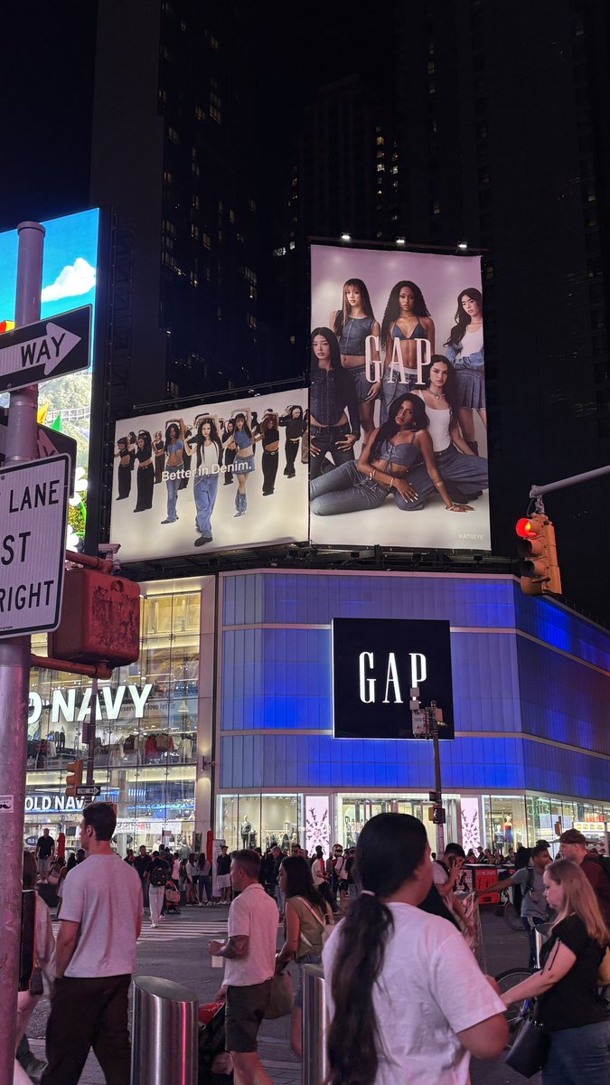 iimnotk's tweet photo. took this in nyc, oh my ot6 https://t.co/5pdF6G37un