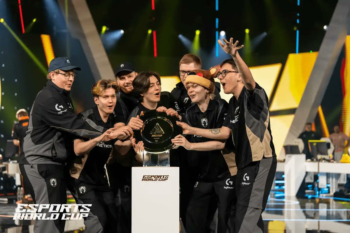 VALO2ASIA's tweet photo. EWC VALORANT 2026 - Opening Matches:

Group A
• 🇮🇩 RRQ vs. 🇺🇸 100 Thieves
• 🇹🇷 BBL Esports vs. 🇨🇳 EDward Gaming

Group B
• 🇫🇷 Team Vitality vs. 🇫🇷 Karmine Corp
• 🇺🇸 NRG vs. 🇸🇬 Paper Rex

Group C
• 🇫🇷 Gentle Mates vs. 🇨🇳 Xi Lai Gaming
• 🇰🇷 Nongshim RedForce vs. 🇺🇸 G2 Esports

Group D
• 🇧🇷 MIBR.LOS vs. 🇮🇳 Global Esports
• 🇨🇳 AG.All Gamers vs. 🇪🇸 Team Heretics

EWC VALORANT starts July 2. Top two from each group advance to the Playoffs.