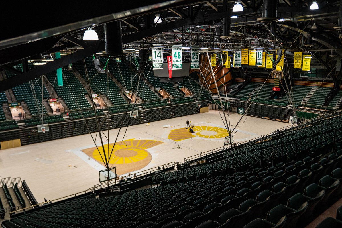 CSURams's tweet photo. New court is 𝙄𝙉 🔥
Ram Horns are going 𝙊𝙉 🐏

Own a piece of CSU history » https://t.co/jKwg5WyPhi https://t.co/KnDfjupUv3