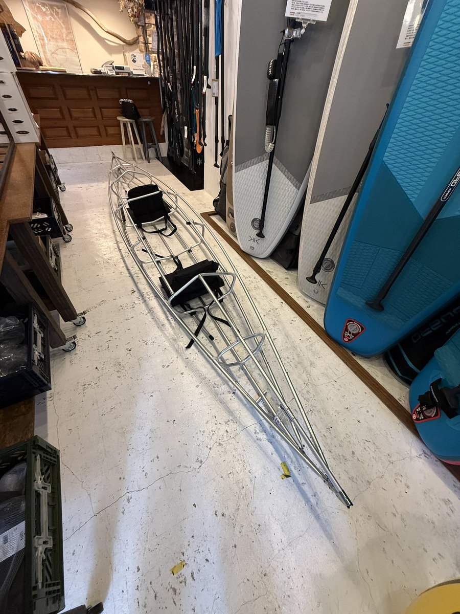 you_suzuki's tweet photo. ALPINA2-460
ダンデムでフレーム組み立ててもらう
ボイジャーに比べると組み立ては楽
フレーム剛性はボイジャーの方が上 https://t.co/iJWURRPzBk
