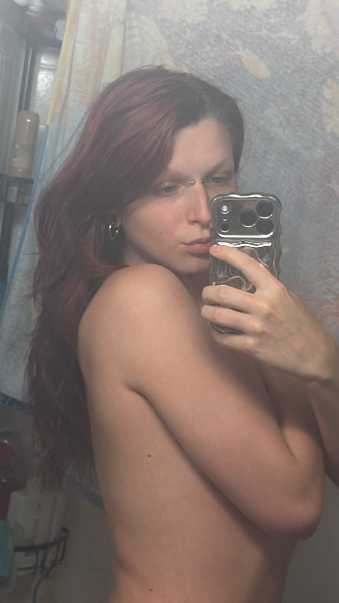 CrystalBimb0's tweet photo. 🧜‍♀️ https://t.co/AZJBU4C1Ip