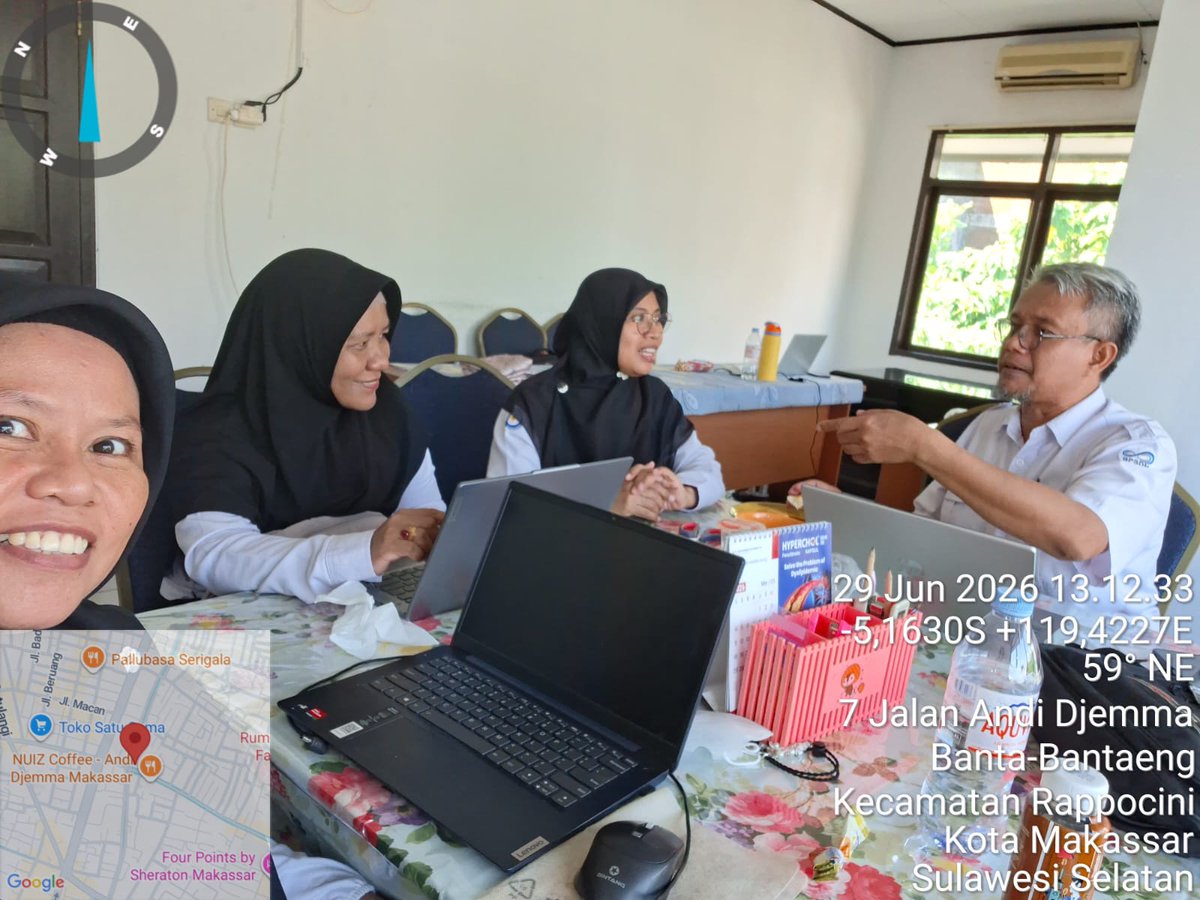 RachmadyAzis's tweet photo. Senin (29/6/25), posko luhkan Makassar, koordinasi luhkan Pokja Budidaya terkait rencana penilaian kelas kelompok dan penyusunan materi penyuluhan dgn memanfaatkan teknologi AI.
#GiatLuhkanSatminkalMaros
#luhlapor
@Luhkan_Makassar
@bppsdm_pusluhkp 
@bppsdm_brpbappp https://t.co/BbciFHZQYj