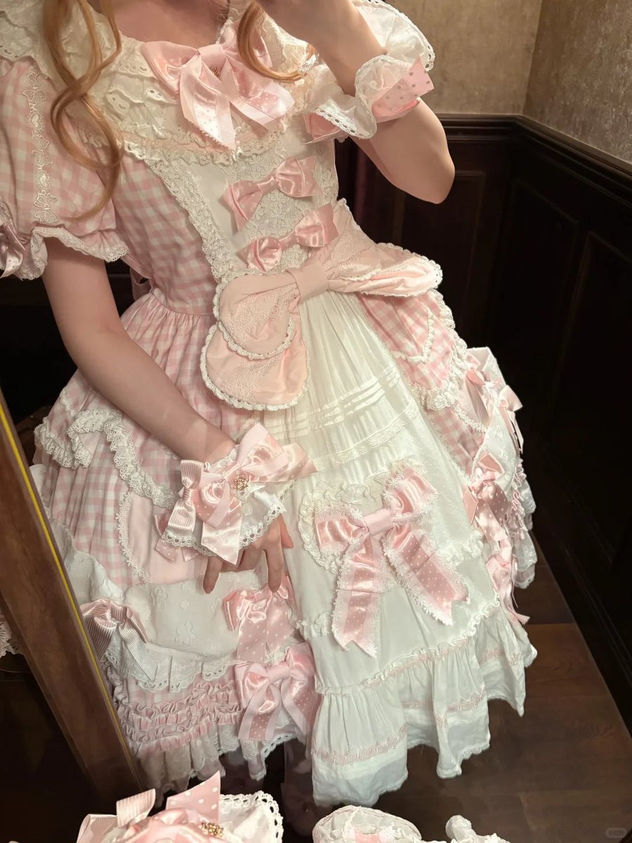 Puffyoll_l's tweet photo. 粉白格子好清新呀 https://t.co/JM5bum3LdY