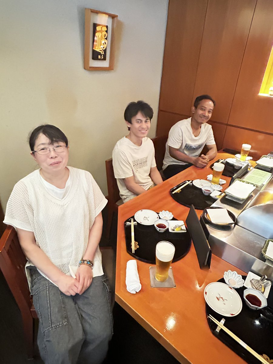 tonomaruya_11's tweet photo. おはようございます☀️最高気温30℃予報な山形店です。
水分補給しっかりしてお過ごしください。

⭕️本日のSNSサービスは【キクラゲ】‼️です。フォロー中画面提示ください😊

昨日はスタッフと天ぷらをたべに行ってきました。週初めから元気にお客様をお出迎えします‼️
11時よりお待ちしております🙇‍♂️ https://t.co/hnxwOyCV6z