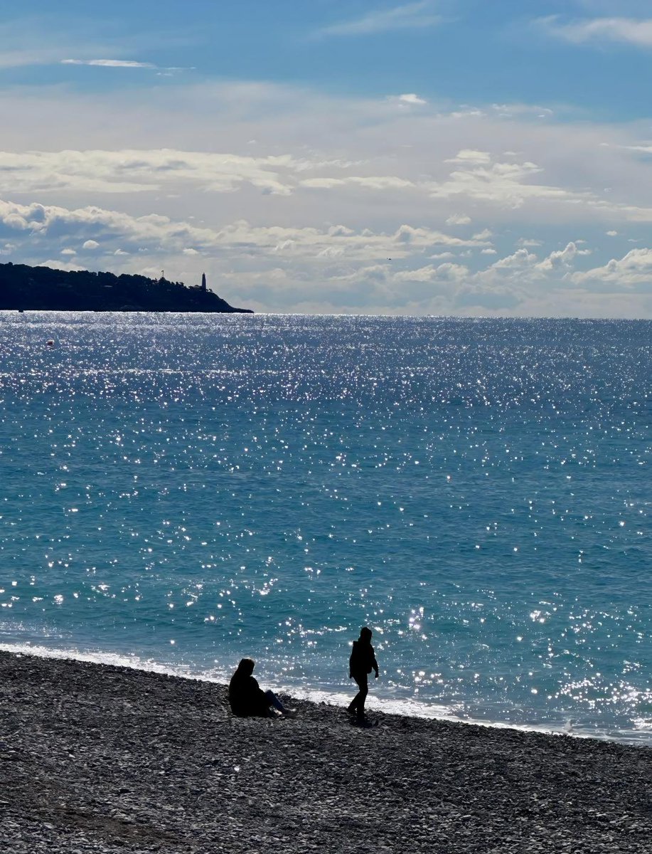 AmmsunOutdoor's tweet photo. Sparkling water, salty air, and nowhere else to be.

#AMMSUN #Ocean #Beach #Summer #Water #SaltyAir #Coastal #Peaceful https://t.co/cKT8tXzZ52