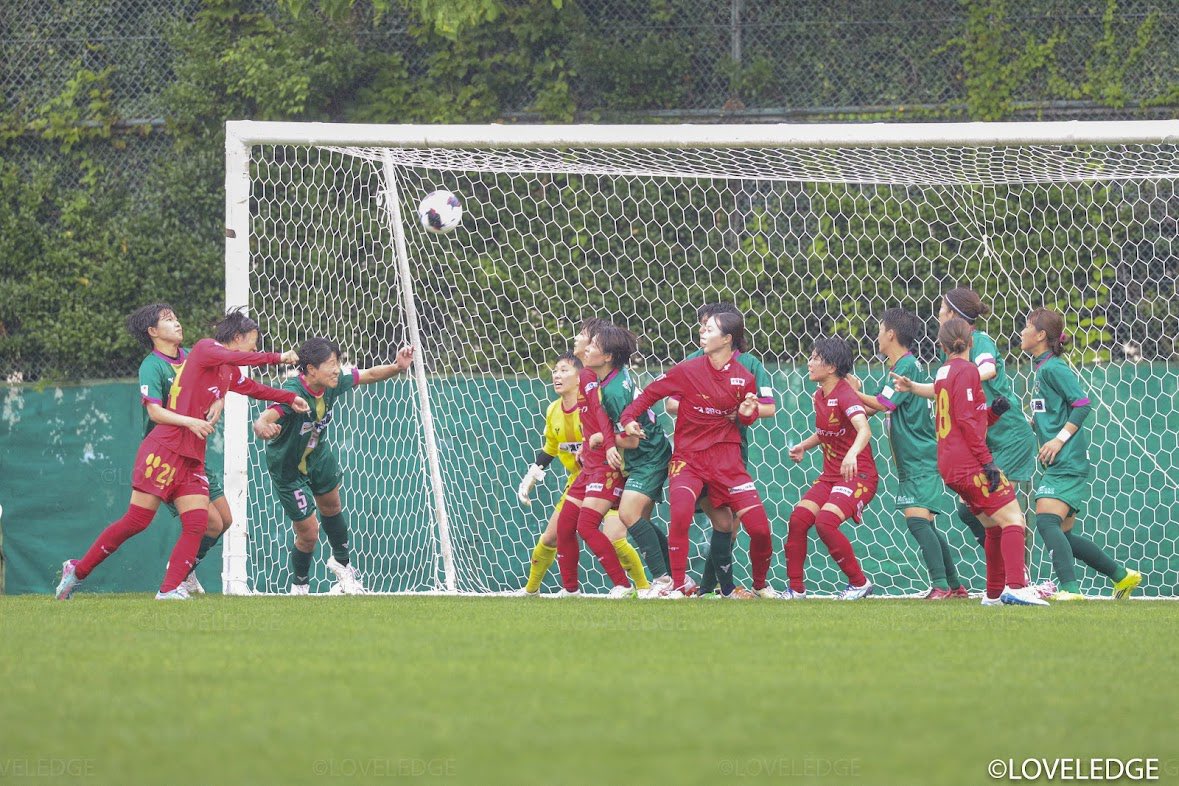 LoveledgeNagoya's tweet photo. 第15節vsVONDS市原FCレディース
試合写真です📸

#ラブリッジ名古屋
#なでしこリーグ1部
#女子サッカー
#ホームゲーム
#VONDS市原FCレディース https://t.co/d39cV1WR1l