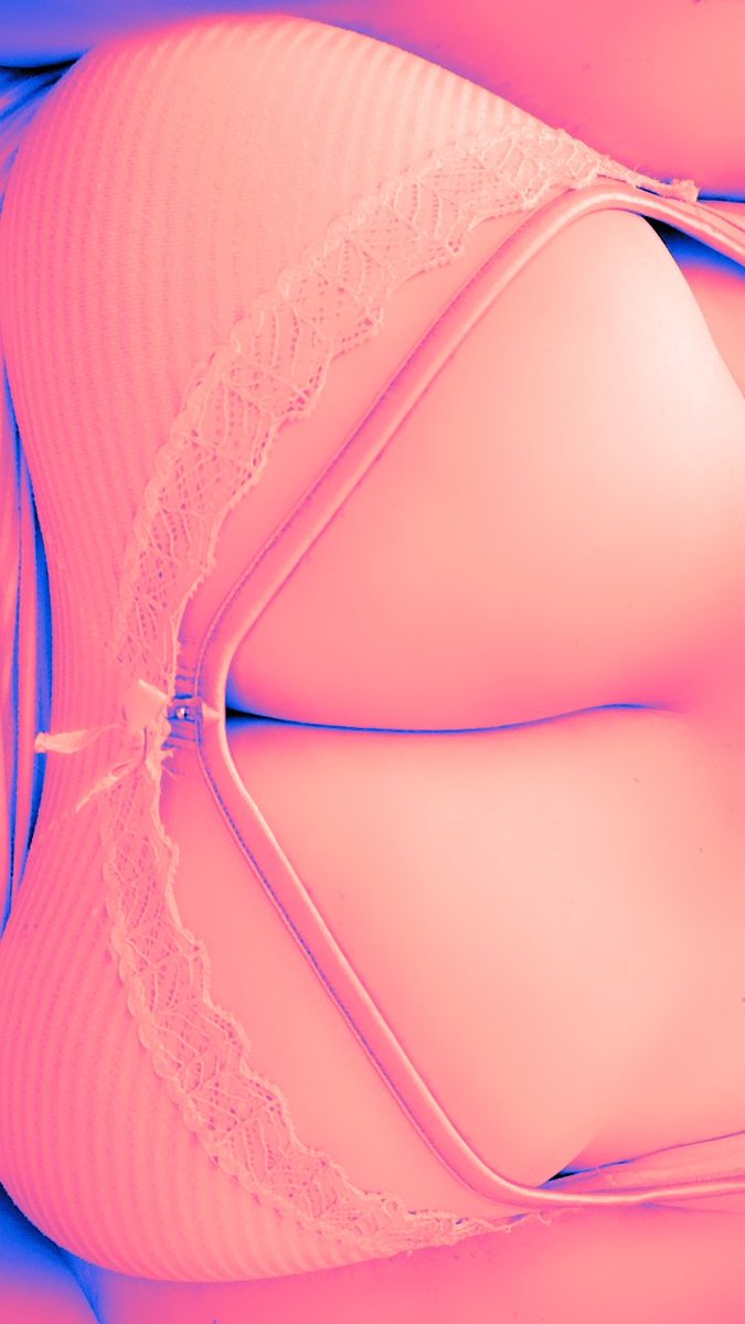 leafbugg094's tweet photo. Who wants to see more?!😏 https://t.co/CxTdUYfBSK