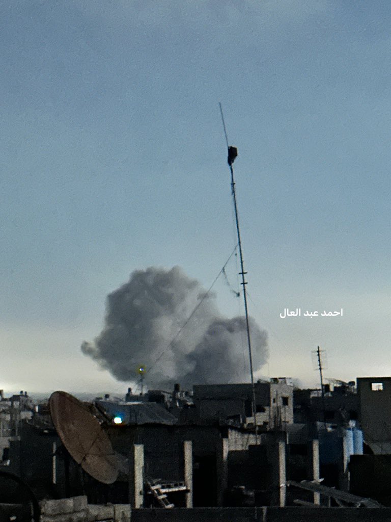 AbujomaaGaza's tweet photo. 💥Happening Now 

Israeli occupation forces detonate massive explosive robot, destroying tens of homes in Al Tuffah neighbourhood of the Gaza City https://t.co/JrtmTcFBIY