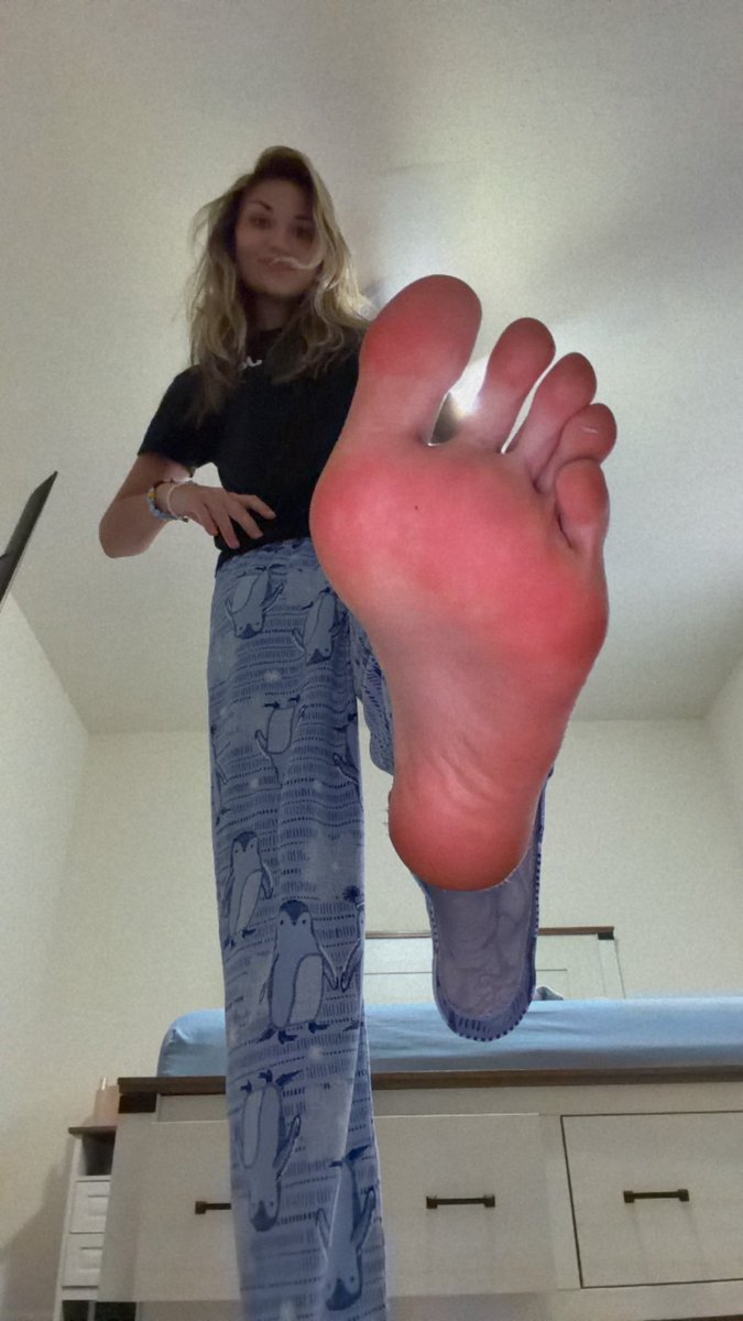lex06788's tweet photo. Watch out 👣🙇🏻‍♂️ https://t.co/Vd6Qzua6yZ