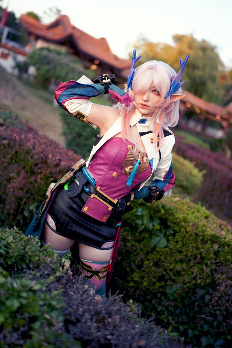 keekihimedesu's tweet photo. 【Cosplay】

Mi Fu from Arknights Endfield ✨️

Somehow ended up shooting it on the record breaking hottest day of the summer...but I survived!!! https://t.co/xLppREGVLQ
