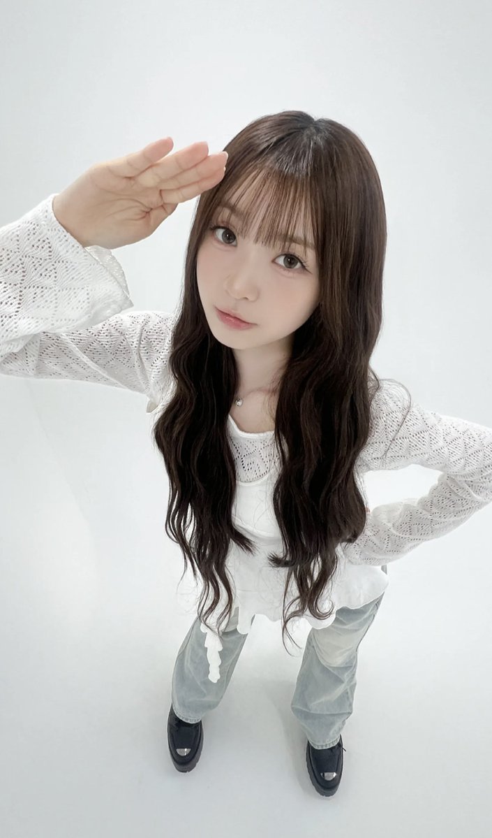 forsoomin_S6's tweet photo. Soomin daily fashion style  Elegant Hip-Hop Casual with a Touch of Innocence https://t.co/SAc0J1QP8p