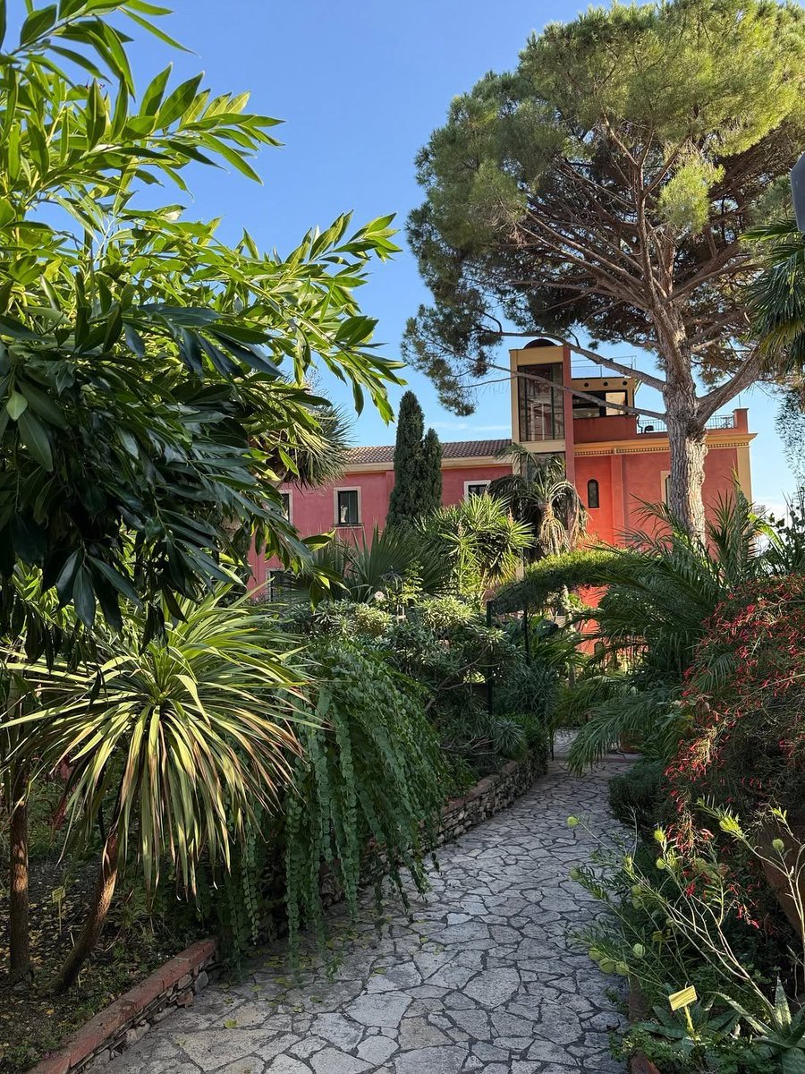 MedCruises's tweet photo. 🏡🇮🇹 Experience Luxurious Italy.
Wake up to rolling vineyards, dine under the stars, and unwind in your own private Italian villa.
Your dream villa awaits at https://t.co/9dM0Soqz8u
#PrivateVilla #ItalianEscape #Tuscany #LuxuryVacation #SlowTravel #TravelItaly #AnemosTours https://t.co/Hn0Qc4pl2h