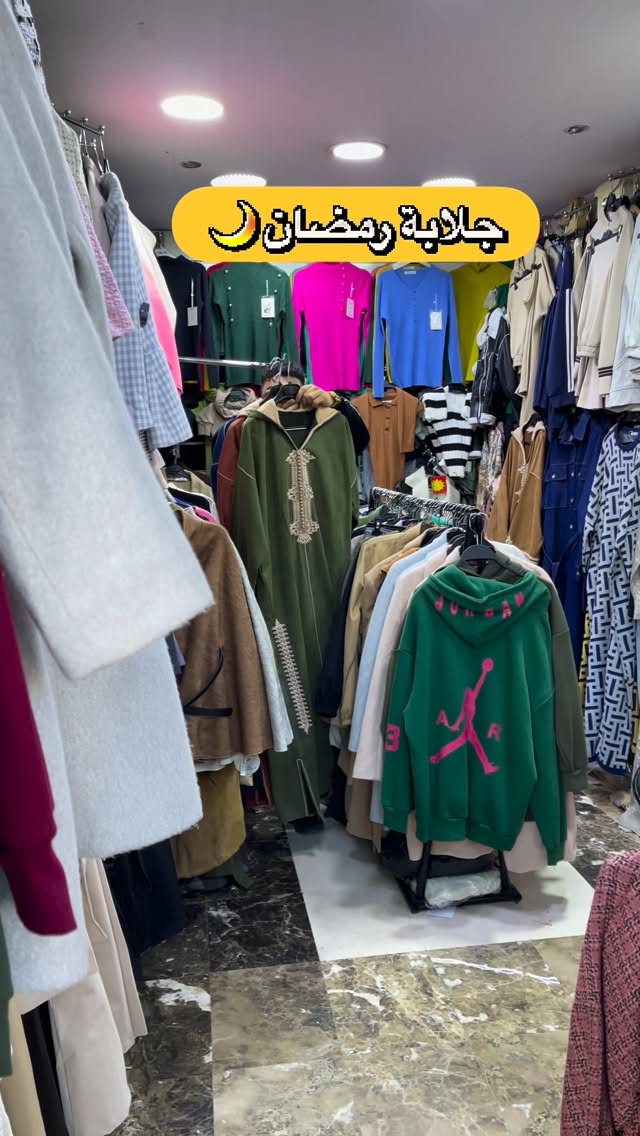 karimtopmoda's tweet photo. centered face, veiled mind https://t.co/fFVniBoeVx