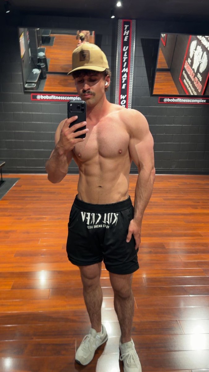 AlphaNate0's tweet photo. I look amazing https://t.co/n9eXpBaxPn