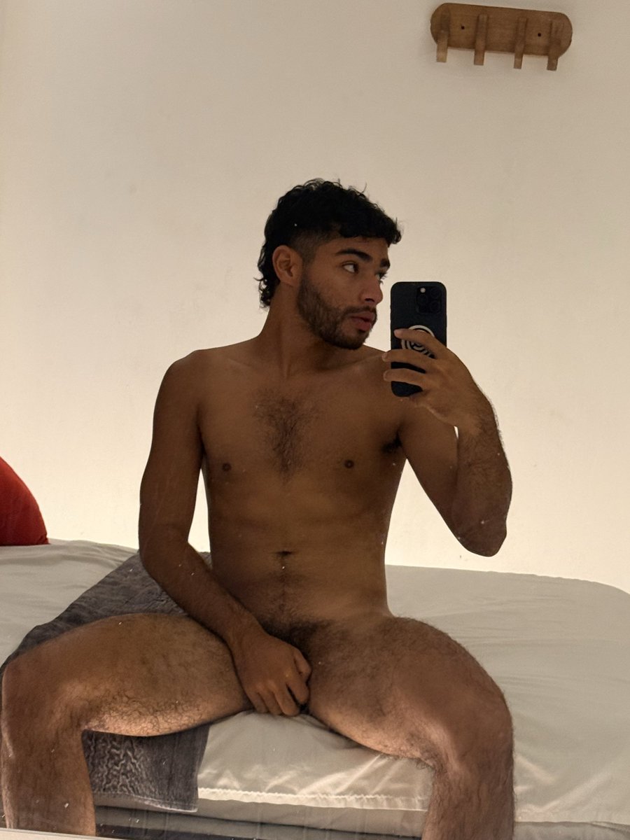 Alxjx_'s tweet photo. Ups 😅#gay #CHUDAİ #men #bisexual @Cruising_Med @Medellingrindr1 https://t.co/6ZhPfkbXX2
