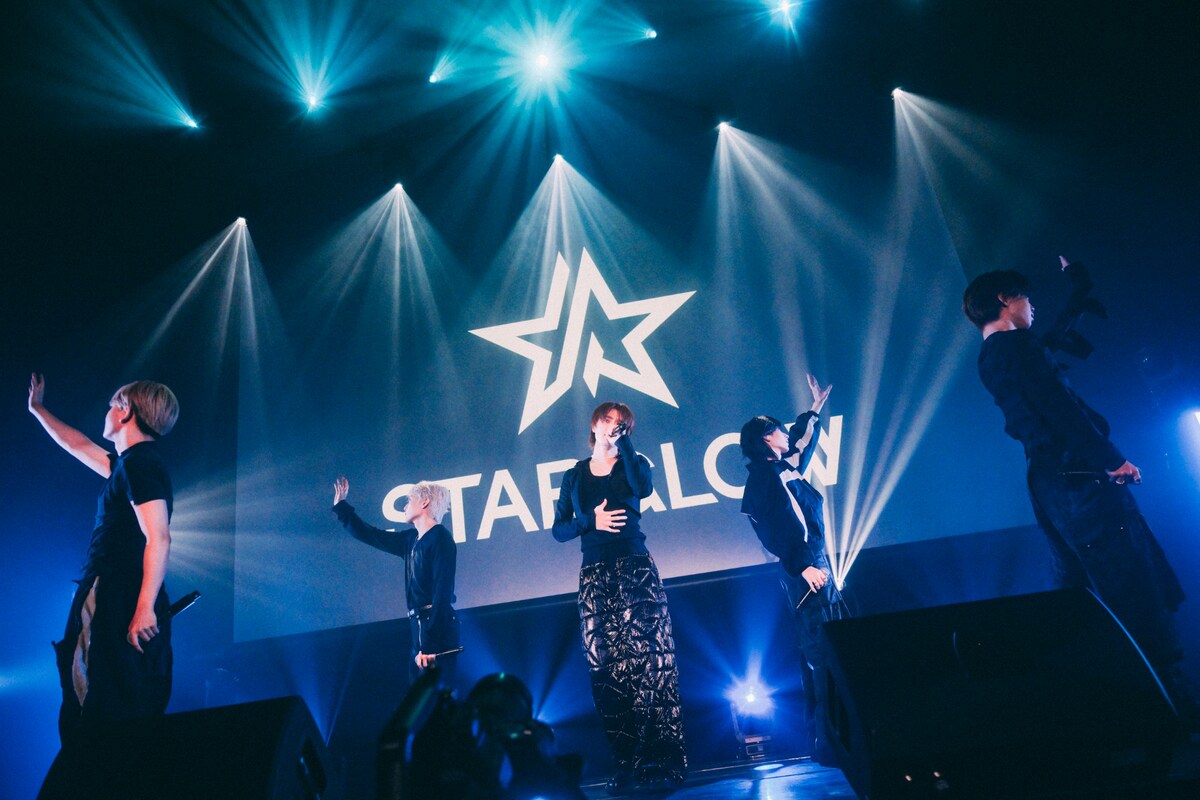 natalie_mu's tweet photo. ◤イベントレポート◢
STARGLOW、ふみの、BMSG TRAINEE
ショーケースで堂々パフォーマンス
https://t.co/aAZT02k8qD

STARGLOWは2026年下半期の抱負明かす

#BMSG https://t.co/Gbtf7djjT0