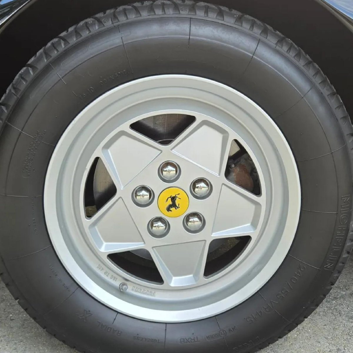 Bringatrailer's tweet photo. The stately Ferrari you may have forgotten about!

https://t.co/2B9DLNBCVd https://t.co/dBnArFGMRQ
