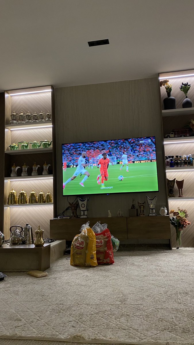 11Aymen's tweet photo. المغرب وهولندا 💪🏼 https://t.co/jwB5Vnx9T9