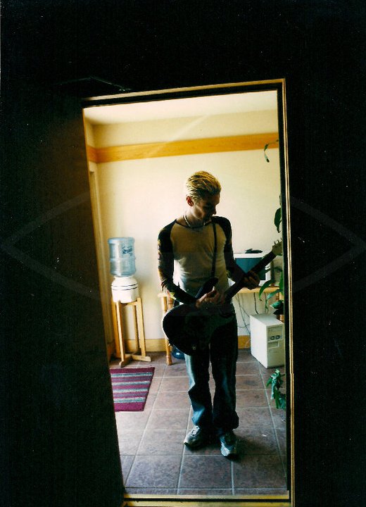 jamie_marsters's tweet photo. Pic of the Day: James Marsters. Actor. Musician. Man. Art. Ghost. Robot. Etcetera. Etcetera.
James in his Ghost of the Robot, but make it *artsy*, era... or something
@JamesMarstersOf #JamesMarsters @GhostoftheRobot #GhostoftheRobot #Actor #Musician #Man #EtceteraEtcetera https://t.co/J6FvEbnURA