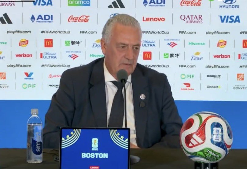 MedioRiver's tweet photo. "Yo llegué a Boca Juniors después de que PIERDAN el PARTIDO MÁS IMPORTANTE de la HISTORIA del CLUB".

🎙 Gustavo Alfaro en conferencia 🇵🇾👏🏻 https://t.co/kzmAgOOSY8