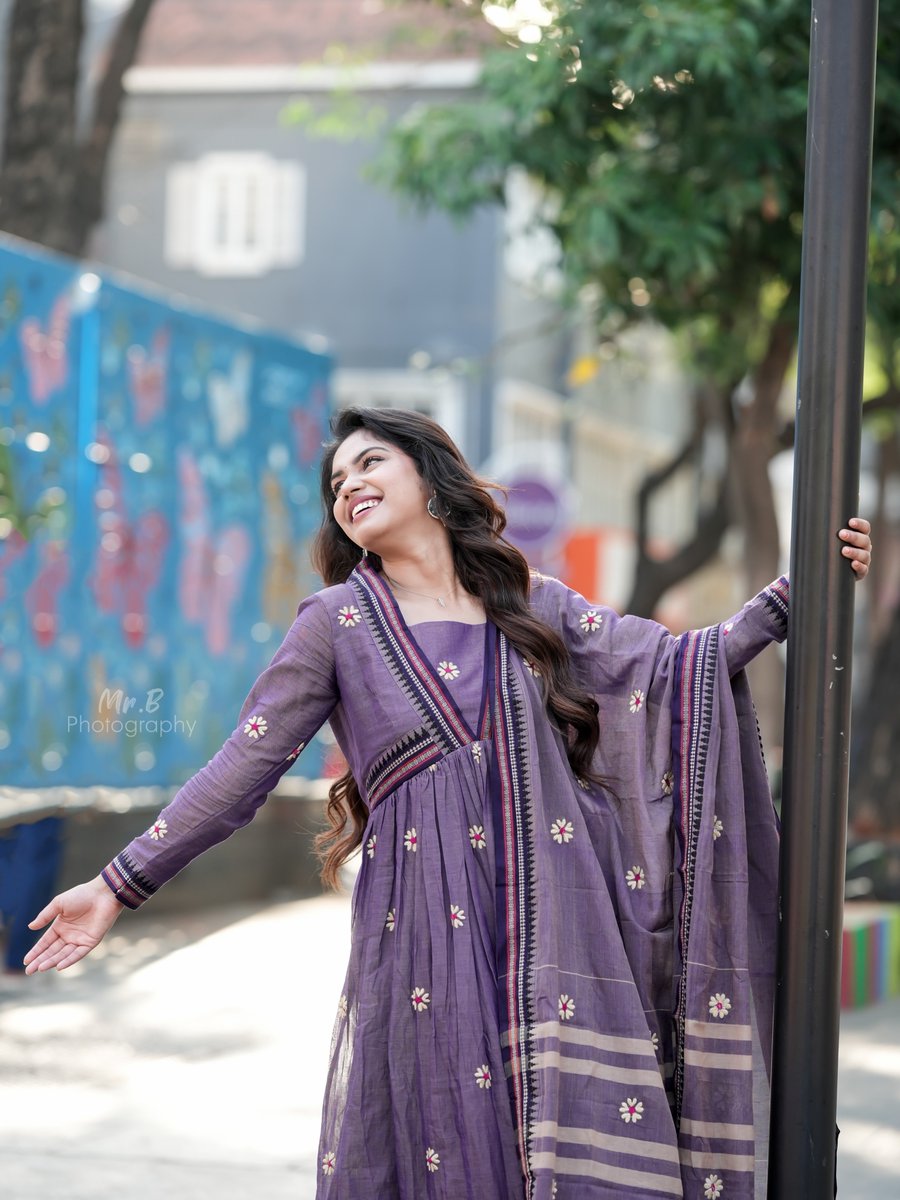 actresswoods's tweet photo. Pranika Dhakshu 💜✨️

#Pranika #PranikaDhakshu https://t.co/ttR4DuWM5D