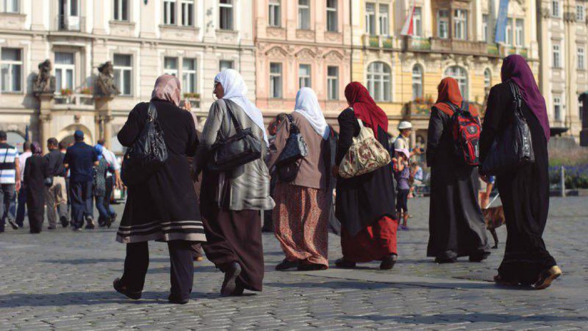 JesusChrisofNaz's tweet photo. Pray for Europe.

Shocking data reveals: Out of 50 million Muslims in Europe, 40 million are on welfare and receive social benefits. https://t.co/xcfib0vi7g