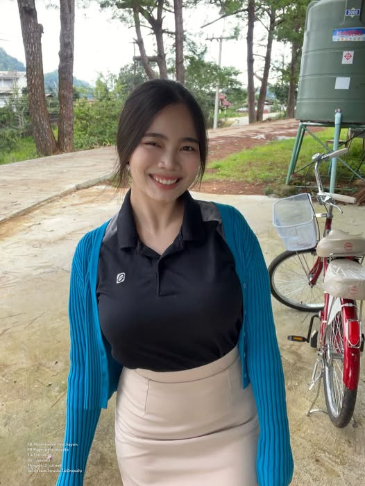 karnarxon51638's tweet photo. อ้ายคนจนจำต้องทนปั่นรถถีบ 🎶 วันสุดท้ายของเดือนแล้วสู้ๆนะคะ✌🏻✨ https://t.co/oGeDLIEZ01