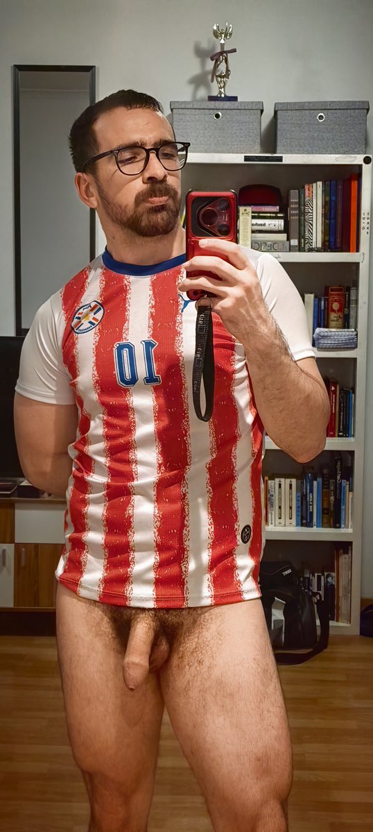 VadzoDG's tweet photo. Para celebrar ❤️🤍💙🇵🇾 https://t.co/ejF0iGxQHF