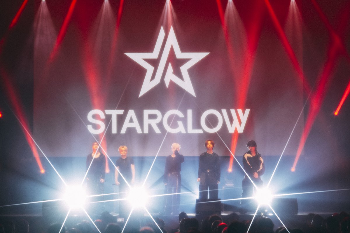 oricon's tweet photo. BMSG“第二創業期”突入宣言
SKY-HI、2030年までフェス海外開催が目標
⠀
STARGLOWらが圧巻のステージ【レポ】
https://t.co/gPMKCzlAHt
⠀
ほか所属アーティスト向けの資産形成支援制度の導入、ランダム封入特典の廃止や紙ジャケット化でファンの負担や環境負荷の軽減を目指す姿勢を示した。 https://t.co/1I8tDhEfHO