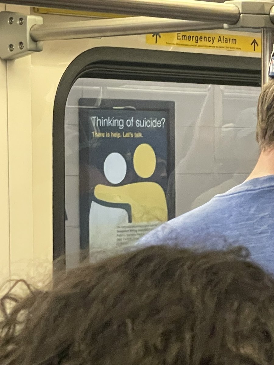 letsgaymets's tweet photo. heartwarming: torotnto subway provides a warm welcome to the visiting mets fans https://t.co/DtR7Q1JYTk
