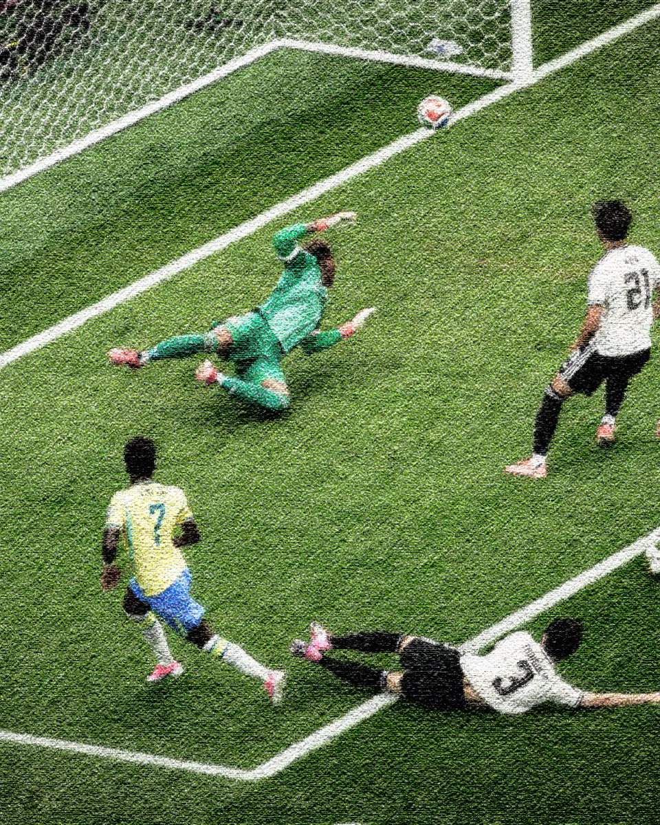 designdelvaux's tweet photo. o quase gol do Vini, óleo sobre tela https://t.co/LZP7Ls0HBq