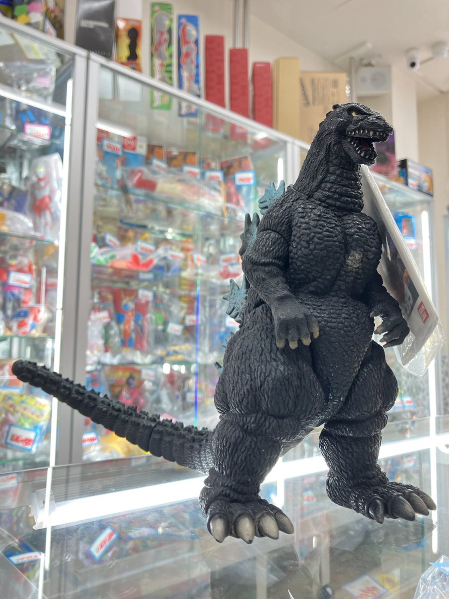 sofu_base's tweet photo. おはようございます🤖
本日は19時までの営業です!
皆様のご来店をお待ちしております♪
#sofvitokyo #SoftVinyl #sofvi #sofubi #ソフビ #中野 #sofubase #ゴジラ https://t.co/PirATN5WWM