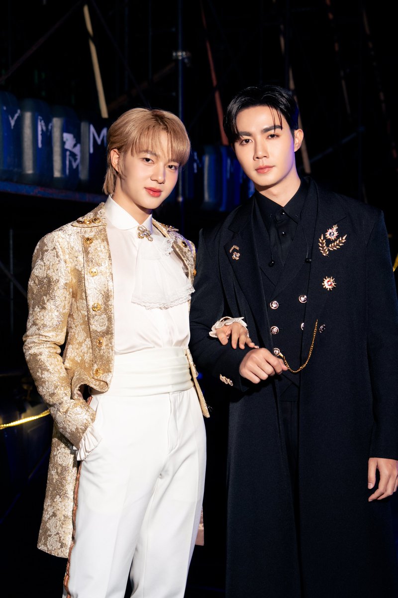 TrendforZNN's tweet photo. Today belongs to The Next Prince! ✨ 

Congratulations to #ZeeNuNew the entire cast, the production team and everyone who helped make this beautiful series possible.

May new viewers enjoy every episode and every unforgettable moment.

Let's keep supporting and celebrating together! 🤍

TNP ON NETFLIX GLOBAL
#TheNextPrinceWorldwide
#ZeeNuNew
@zee_pruk @CwrNew