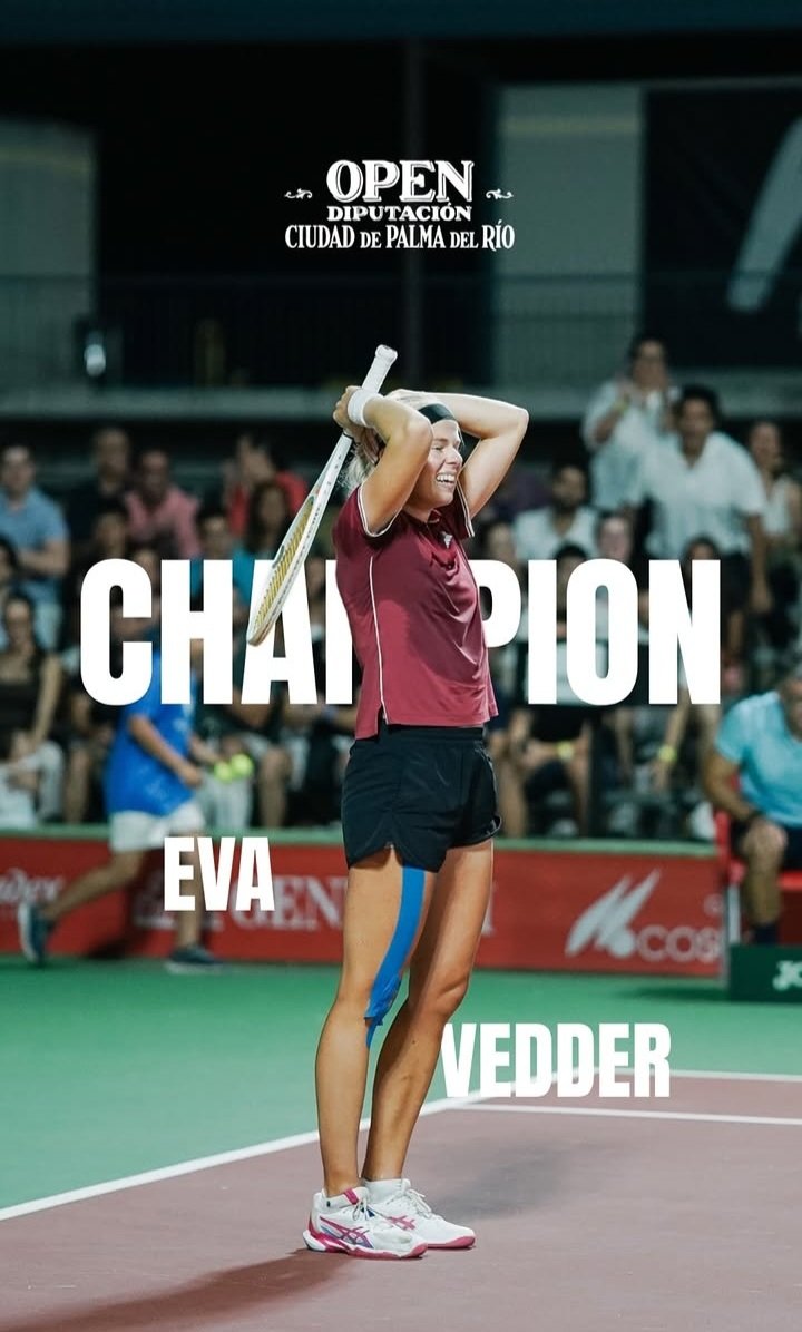 Not_Esportivas's tweet photo. ITF TENNIS!
Parabéns às tenistas campeães do @worldtennis de W50 de Palma del Rio na Espanha.
Simples: Eva Vedder (🇳🇱)/🏆(5)
Duplas: Rutuja Bhosale (🇮🇳)/ Fangran Tian (🇨🇳)
#ITFWorldTennisTour #ITFTennis #tennis #rfetenis #OpenPalmaDelRío #EvaVedder #RutujaBhosale #FangranTian https://t.co/UUYsQ2xKuL