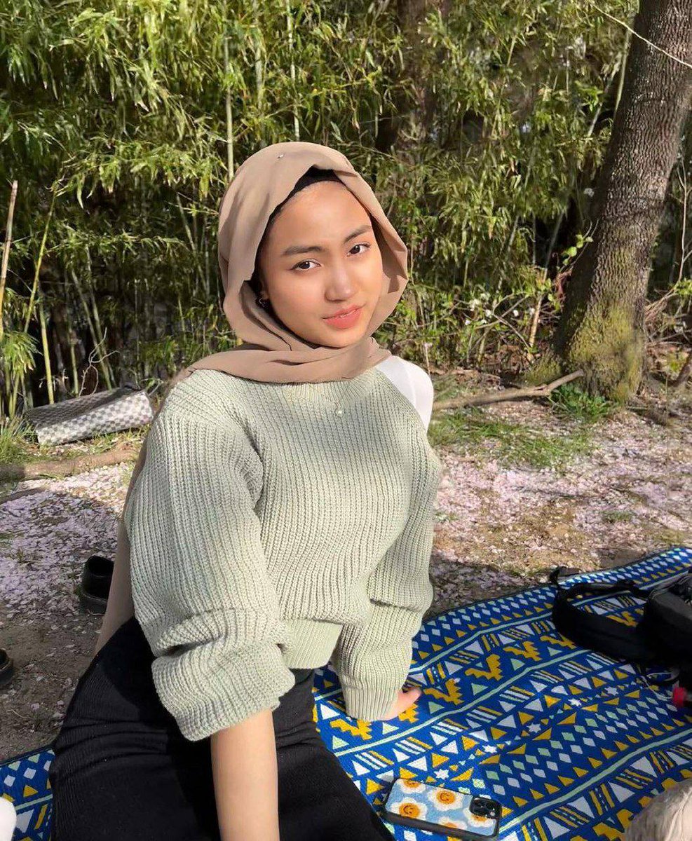 kaonashiext's tweet photo. Foto legend yang bikin pertama kali sange sama dia. Gatau kenapa bikin sange aja https://t.co/jCJgwEZzso