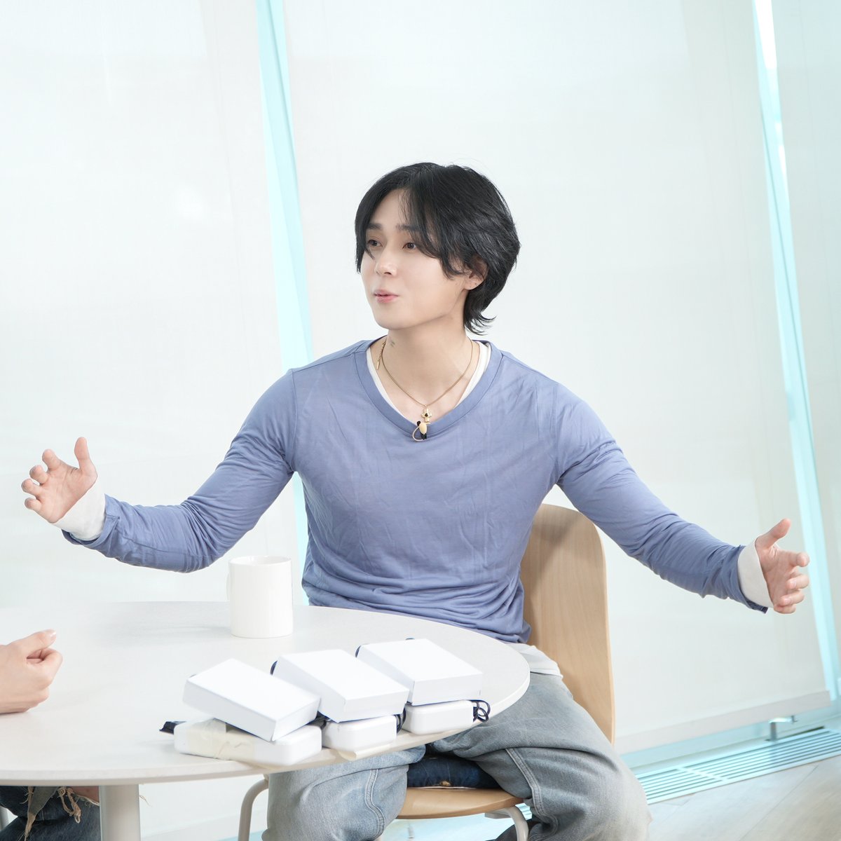 TEO_universe_'s tweet photo. 야르한 6시다 야르렁 살롱와라 야를르야르레이리
야르한 기분과 야르한 표정으로 수다 떨어 야를리릴루

☕살롱드립 던&amp;쟈니 편은 TEO 유튜브에서 확인하세요!

#던 #쟈니 #왕자와거지 #장도연 #살롱드립 #SalonDrip #TEO #테오 https://t.co/l2e8dkSUfE
