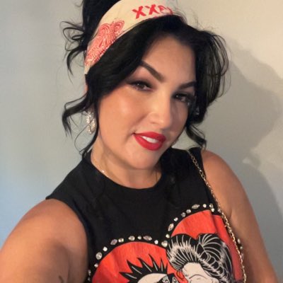 c_babii's tweet photo. #NewProfilePic https://t.co/e5uMtfC41R
