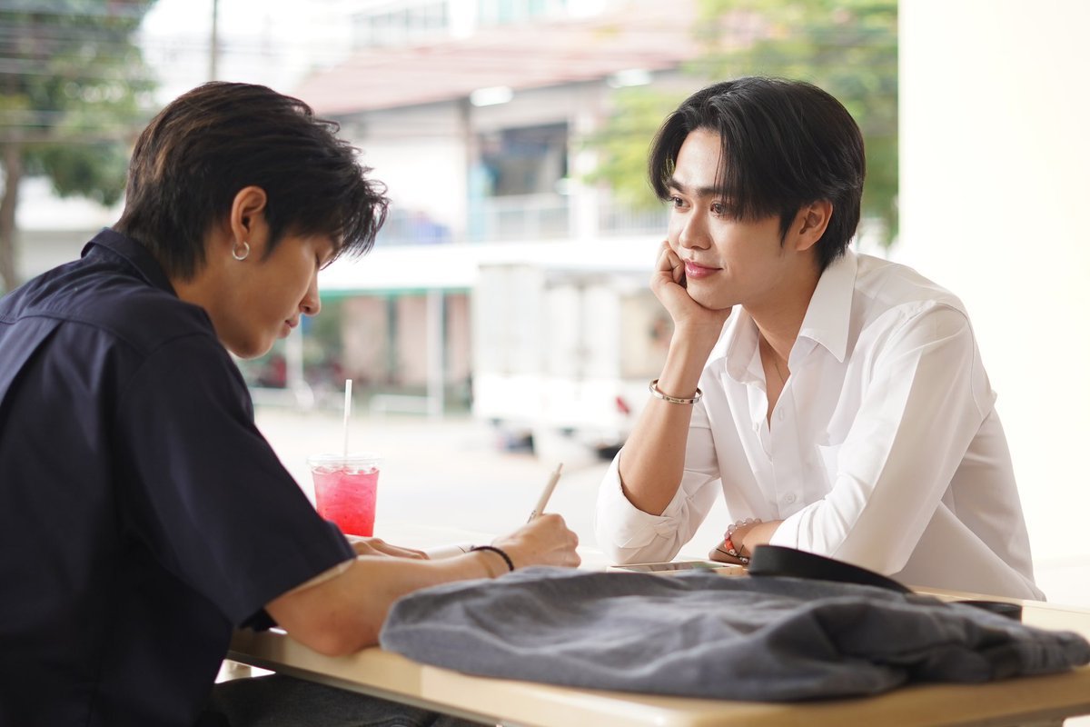 fktsoftkitties's tweet photo. We were SO ROBBED!!!! What in the unfairness 😭😭😭😭 https://t.co/yAnMjhSmu5