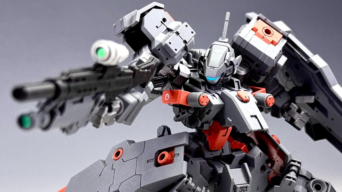 hobbyseidai's tweet photo. 【エスポジット・バルチャー:RE】

地球連合軍に配備された次世代型量産機。

重量級の機体ながら機動力が高く、各部に配置されたブースターを用いた加速・跳躍力に優れる。

#30MMCM2026 
#30MMEF https://t.co/dzaQluJh1M