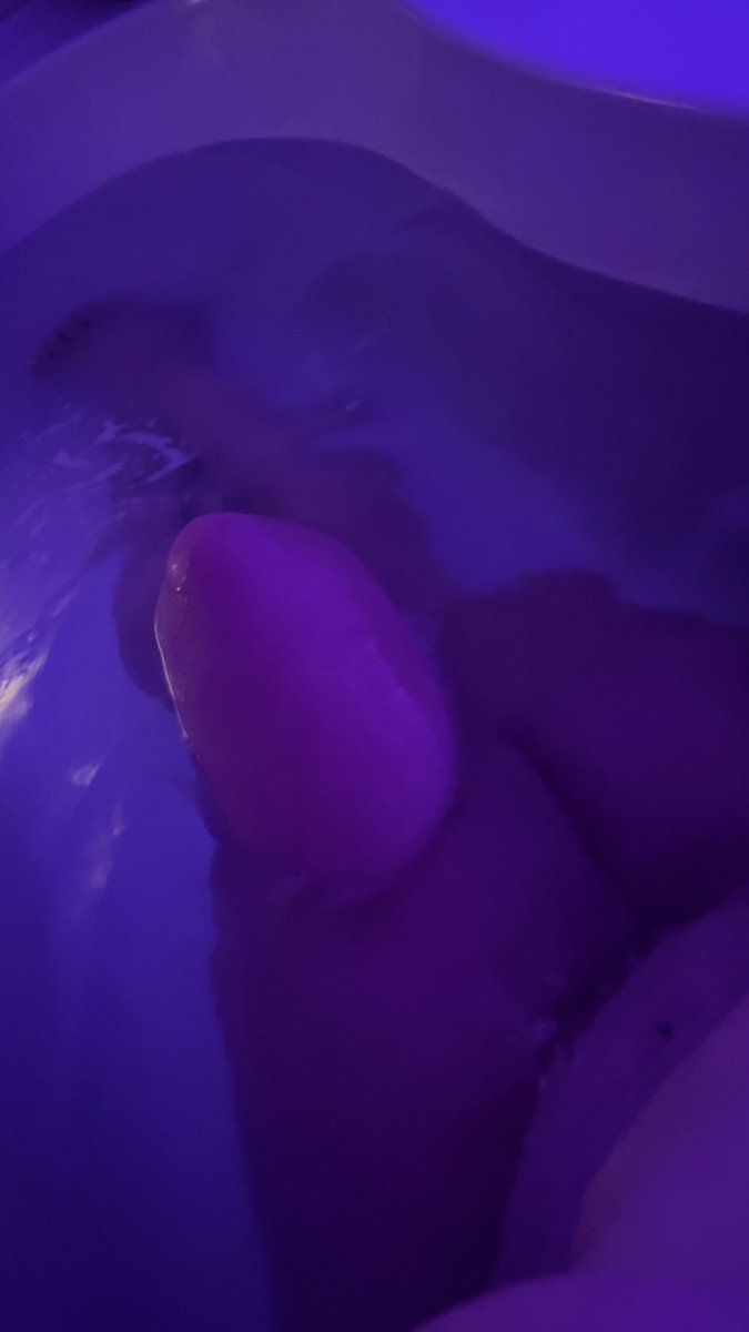Jun3xs_'s tweet photo. I need someone to join me 🤭
#nsfwtwt #nsfw #slut #goon #gooner #goth #alt  #freeuse https://t.co/iVTrKdVdhp