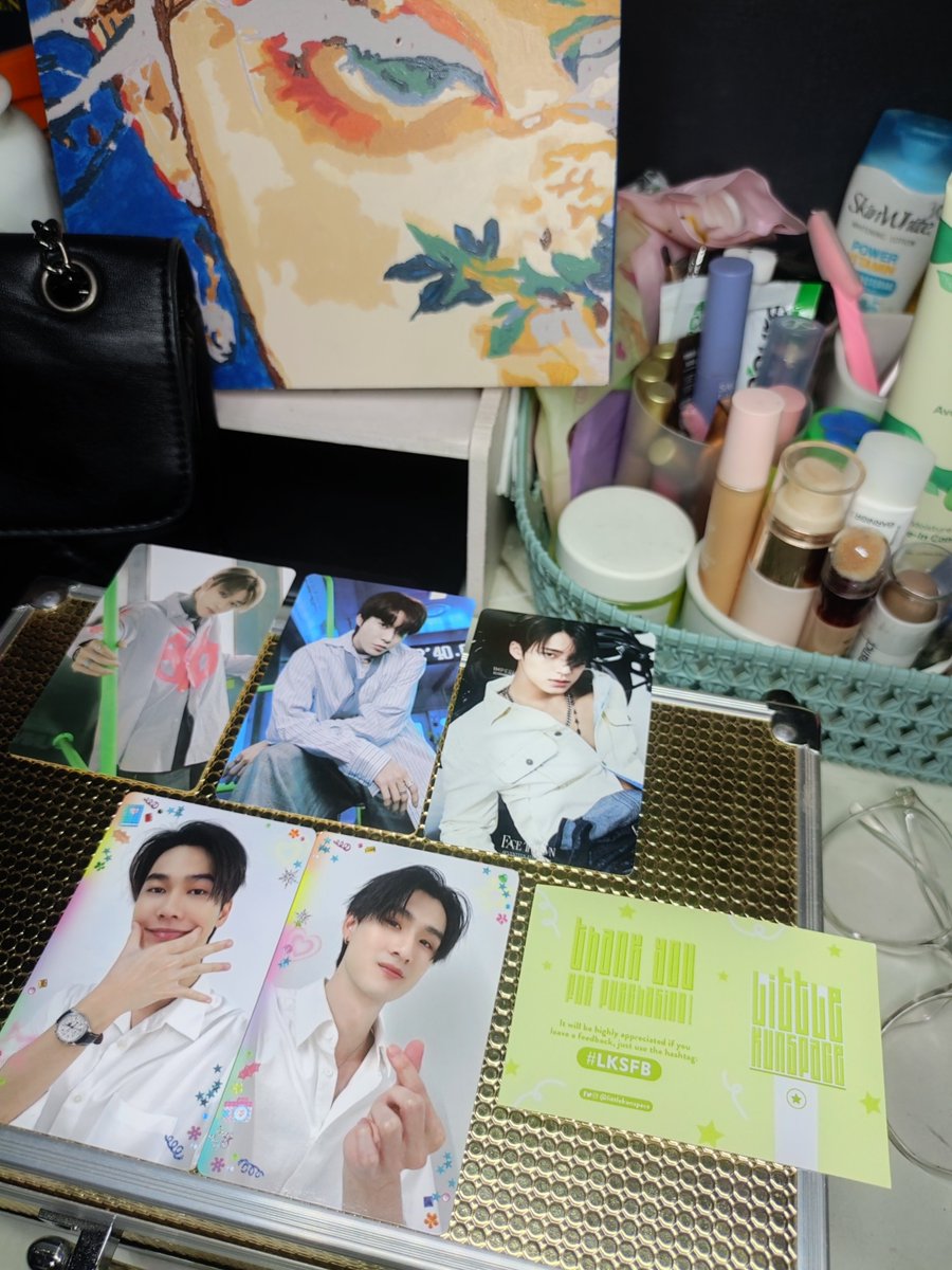 reaxy_jayl's tweet photo. My DewTee card is finally here! Thank you so much for everything @littlekunspace. It arrived safely, and I really appreciate the extra love you put into my order and the extra freebies! So happy with my order. 🥹✨🫶🏼

#LKSFB #MrKillSeries
#dewtee #ดิวธี https://t.co/xxCXcCI2d1