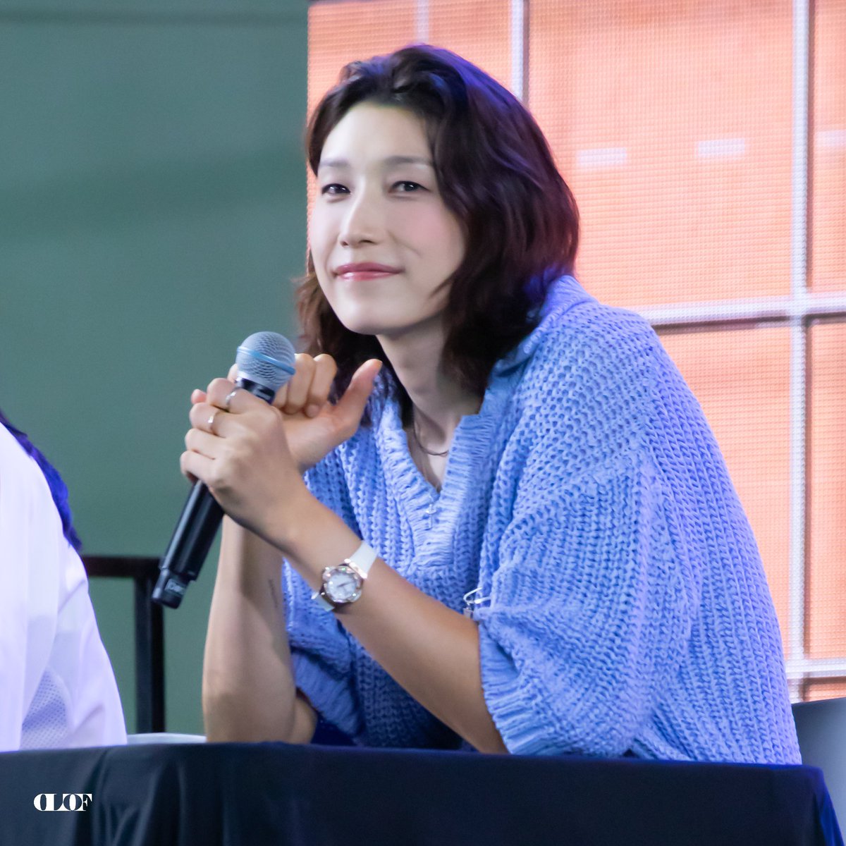 olofyk's tweet photo. 260627 원더독스 시즌1 팬데이
- 2회차

👋

#김연경 #kimyeonkoung https://t.co/gIkhOys1X0