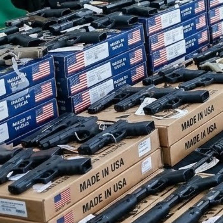 Partisan_12's tweet photo. In April, Brazil seized over 1,100 weapons and 1.5 tons of drugs from criminal gangs involved in drug trafficking and human trafficking. 

All the weapons and Drugs seized from these gangs were imported from the USA🇺🇸. https://t.co/1vSocYX1II