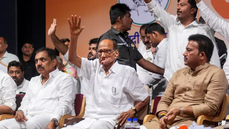 ndtv's tweet photo. Sharad Pawar's Party, Congress Merger Talks Positive, In Final Stages: Sources
https://t.co/uFruHE1Pzi https://t.co/kXEfIiA1Gs