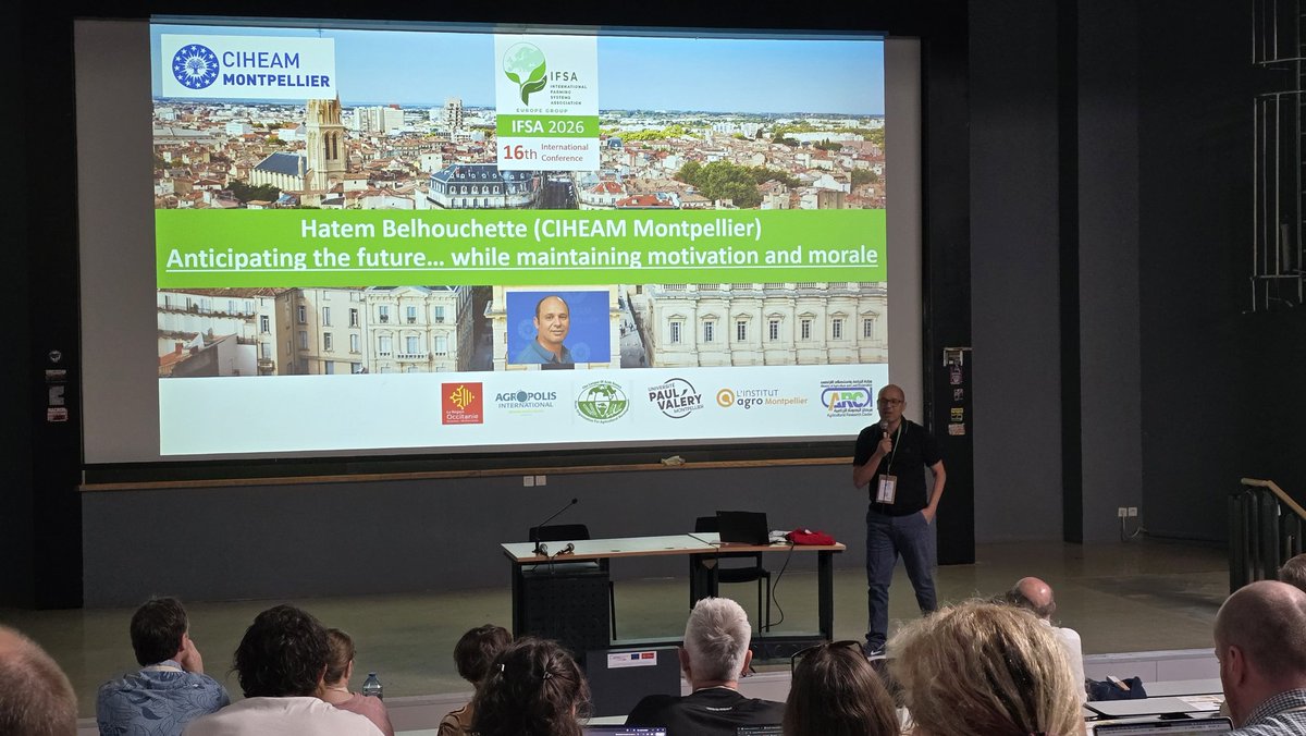 dav_rizzo's tweet photo. #IFSA2026  Day1🧵/1
The 16th International Farming Systems Association Conference begins officially today 

A thread on day 1, morning, dedicated to opening speeches and keynotes

A website to learn more https://t.co/481QXg12yO https://t.co/rsvUMgNTvZ