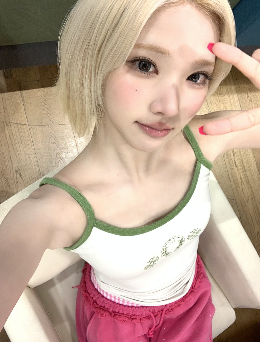 picscjiwoo's tweet photo. weverse update ♡ #JIWOO https://t.co/lwuujxSKRu