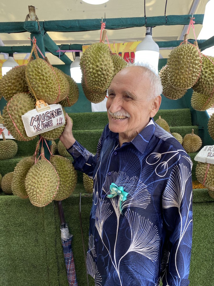 VictorPogadaev's tweet photo. Аh, durian, durian… https://t.co/9k3Gqb5KwQ